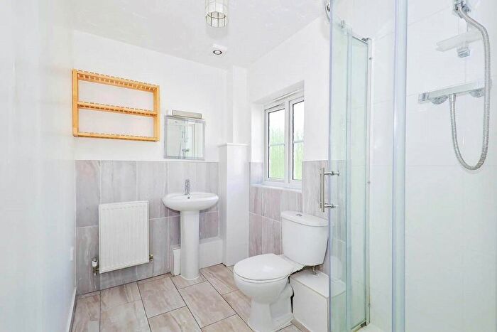 1 Bedroom Property To Rent In Newacres Road, London, SE28