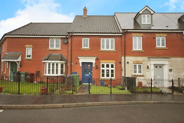 3 Bedroom Terraced House For Sale In Lancaster Avenue, Carbrooke, Thetford, Norfolk, IP25