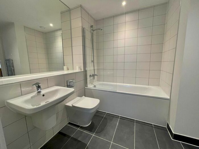 1 Bedroom Flat To Rent In Tib Street, Manchester, M1