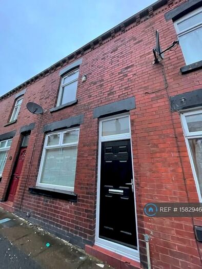 2 Bedroom Terraced House To Rent In Bolton, Bolton, BL1