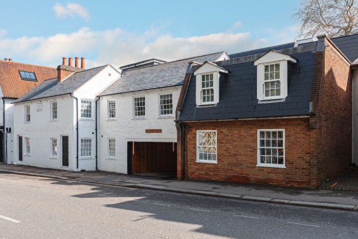 1 Bedroom Flat For Sale In , Bell Street, Reigate, Surrey, RH2