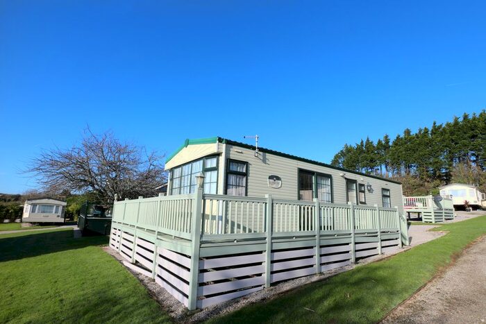 2 Bedroom Mobile/park Home For Sale In Greenbottom, Chacewater, Truro, TR4
