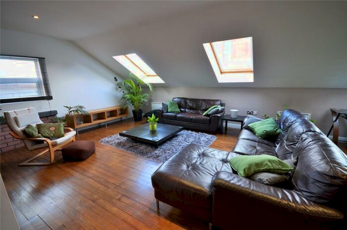 3 Bedroom Apartment To Rent In Perfume Factory, Chester Road, Manchester, M16