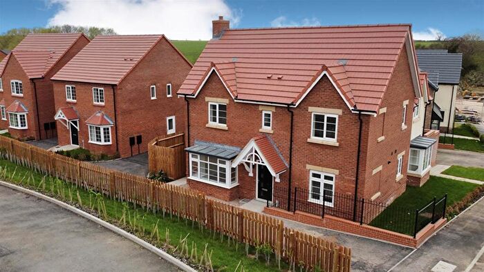 4 Bedroom Detached House For Sale In Oakley Road, Shepshed, Loughborough, LE12