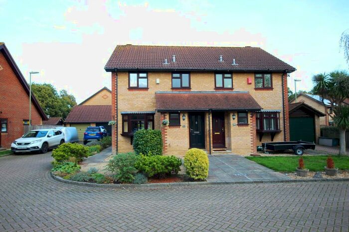 3 Bedroom Semi-Detached House To Rent In Yerville Gardens, Hordle, Lymington, Hampshire, SO41