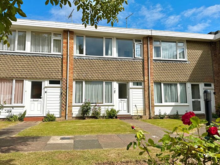 2 Bedroom Terraced House For Sale In Eastergate Green, Rustington, BN16