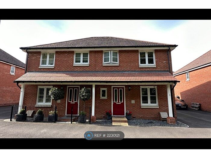 3 Bedroom Semi-Detached House To Rent In Beaker Way, Salisbury, SP2