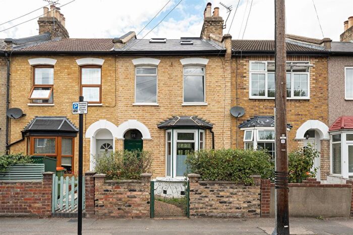 2 Bedroom Terraced House For Sale In Chestnut Avenue, Forest Gate, E7