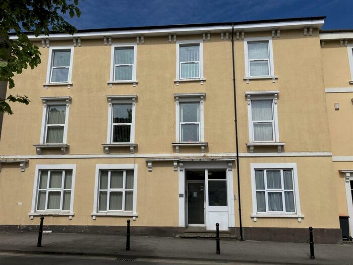 2 Bedroom Apartment To Rent In Ocean House, A Welsh Street, Chepstow, NP16