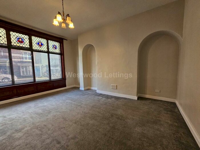 1 Bedroom Flat To Rent In Spout Hall, St Edward Street, Leek, ST13