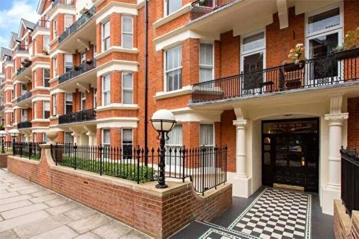 2 Bedroom Flat For Sale In Wymering Mansions, Wymering Road, Maida Vale, W9