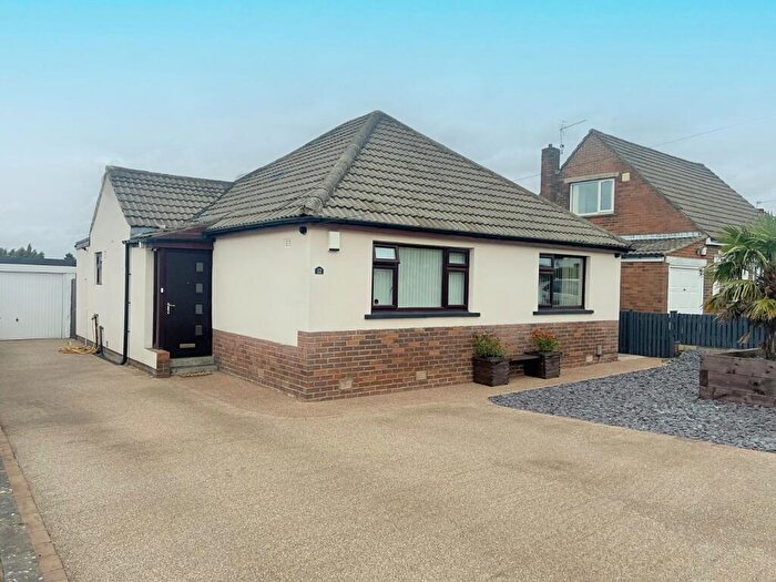 2 Bedroom Bungalow For Sale In Willow Gardens, Wrose, Bradford, BD2