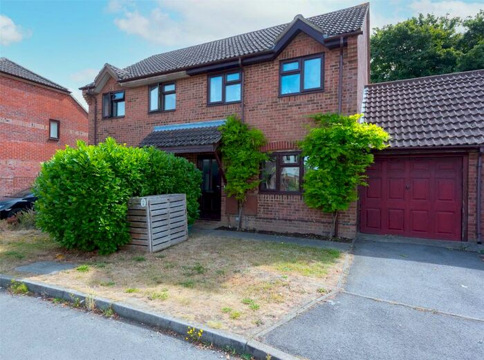 3 Bedroom Semi-Detached House For Sale In Strawberry Fields, Bramley, Tadley, Hampshire, RG26