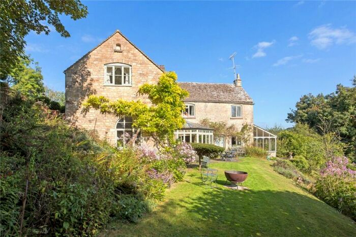 5 Bedroom House To Rent In Middle Lypiatt Stroud, GL6