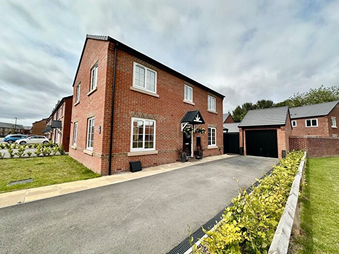 4 Bedroom Detached House For Sale In Riverside Lane, Doncaster, DN2