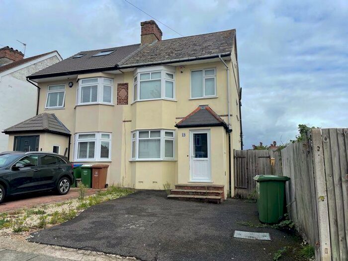 3 Bedroom End Of Terrace House To Rent In Boundary Road, Sidcup, DA15