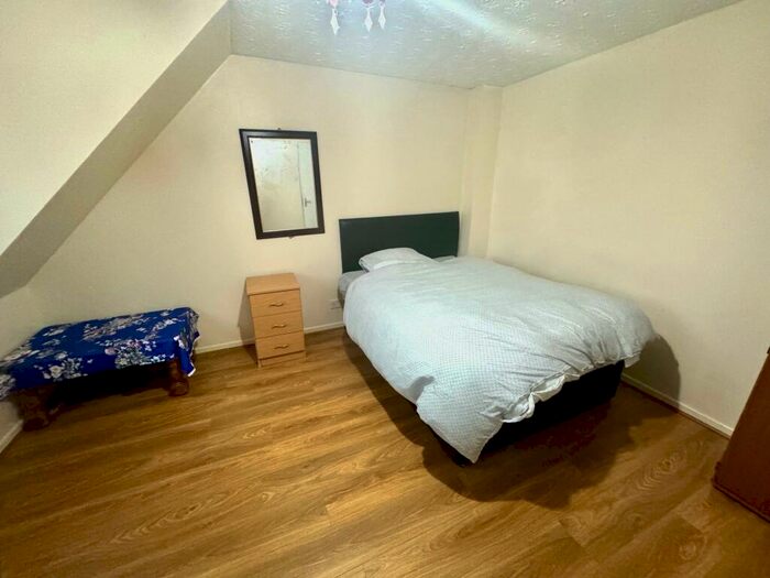 Studio To Rent In Angelina Street, Birmingham, B12