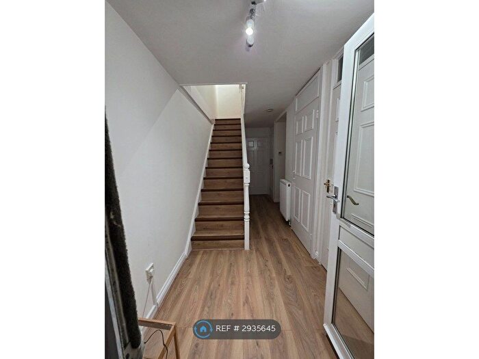 3 Bedroom Terraced House To Rent In Gershwin Road, Basingstoke, RG22