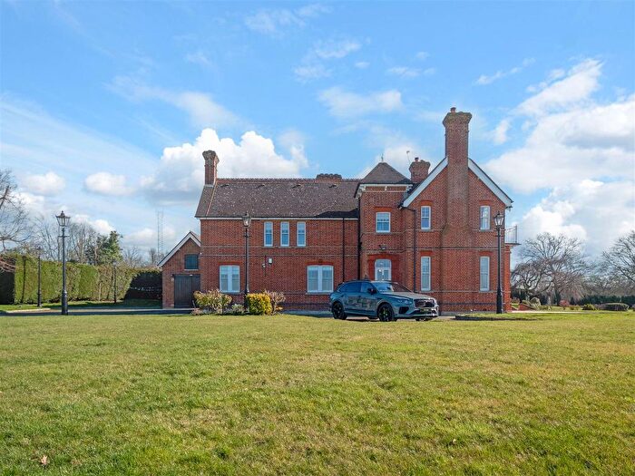 5 Bedroom Detached House For Sale In Rectory Farm, The Ridgeway, Enfield, EN2