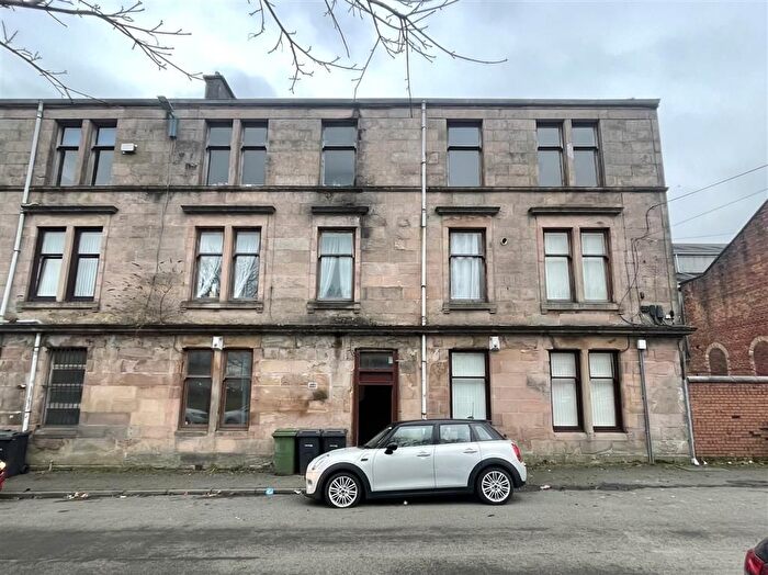 1 Bedroom Flat For Sale In Macdougall Street, Greenock, PA15
