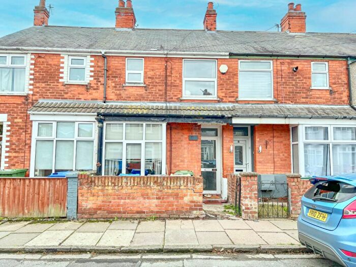 3 Bedroom Terraced House For Sale In Newby Road, Grimsby, Ne Lincolnshire, DN31