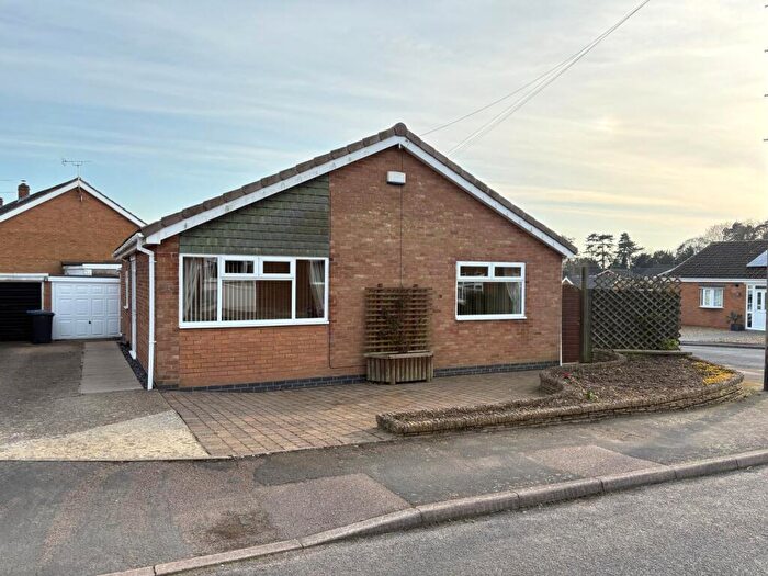2 Bedroom Detached Bungalow For Sale In Orange Hill, Lutterworth, LE17
