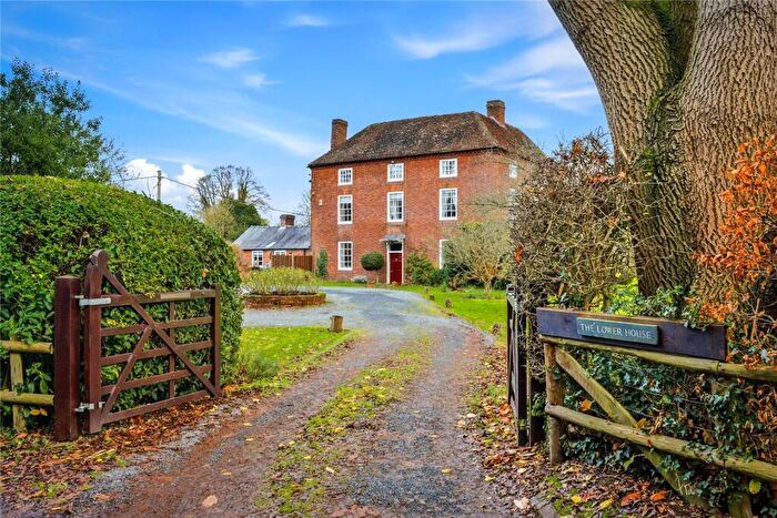 6 Bedroom Detached House For Sale In Areley Lane, Stourport-on-Severn, Worcestershire, DY13