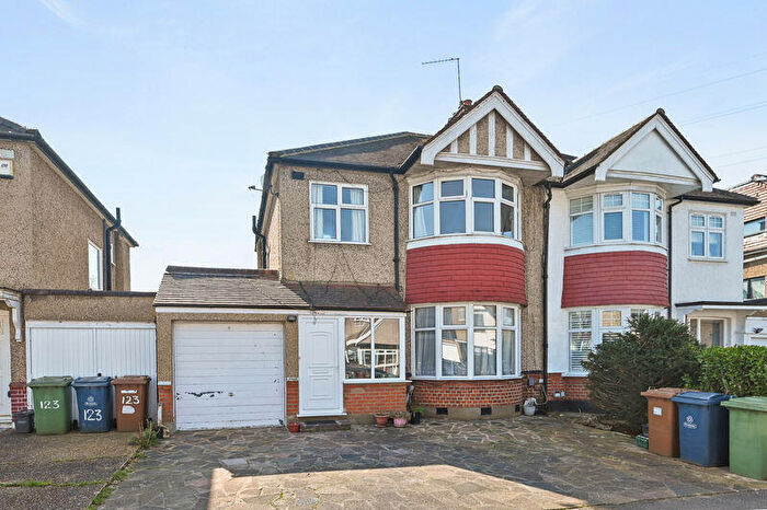 3 Bedroom Semi Detached House For Sale In Cambridge Road, North Harrow, HA2