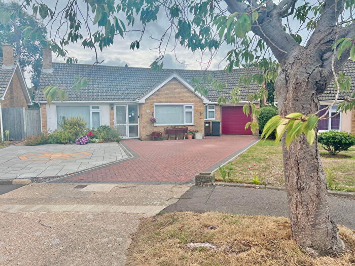 3 Bedroom Detached Bungalow For Sale In South Close, Alverstoke, Gosport, PO12