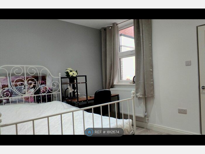 1 Bedroom Flat To Rent In Ilkeston Road, Nottingham, NG7