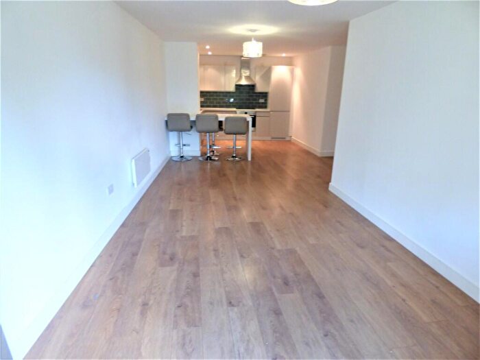 2 Bedroom Apartment To Rent In Leamore Court, Meath Crescent, Bethnal Green, E2
