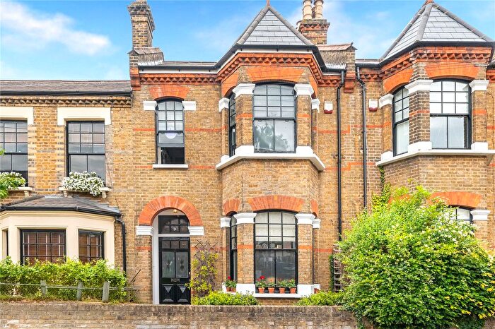 4 Bedroom Terraced House For Sale In Folkestone Road, Walthamstow, London, E17