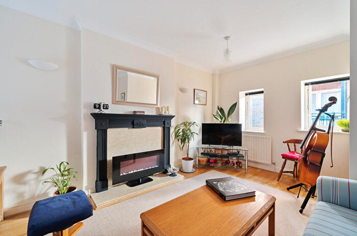 2 Bedroom Terraced House For Sale In Barbers Wharf, Poole, Dorset, BH15