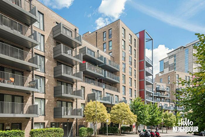 2 Bedroom Flat To Rent In Charcot Road, London, NW9