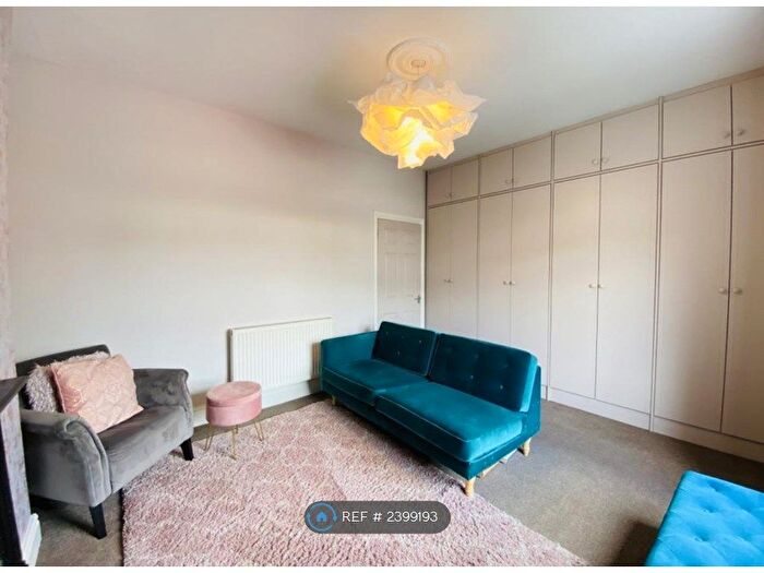 1 Bedroom Flat To Rent In Stockport Road, Marple, Stockport, SK6