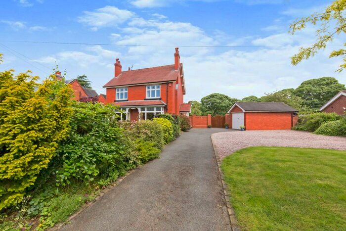 4 Bedroom Detached House For Sale In Knutsford Road, Rode Heath, Stoke-on-Trent, Cheshire, ST7