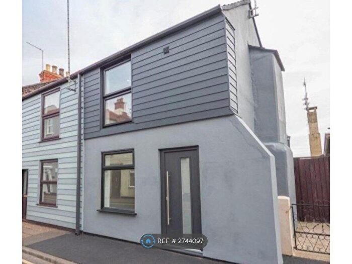 1 Bedroom End Of Terrace House To Rent In High Street, Great Yarmouth, NR31