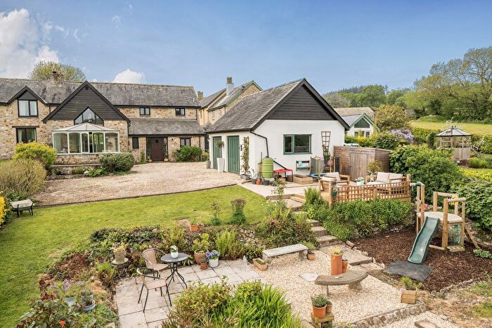 4 Bedroom Semi Detached House For Sale In Fordhayes Farm, Kilmington, Axminster, EX13