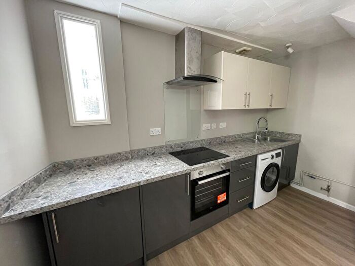 1 Bedroom Apartment To Rent In Castle Street, Ryde, PO33