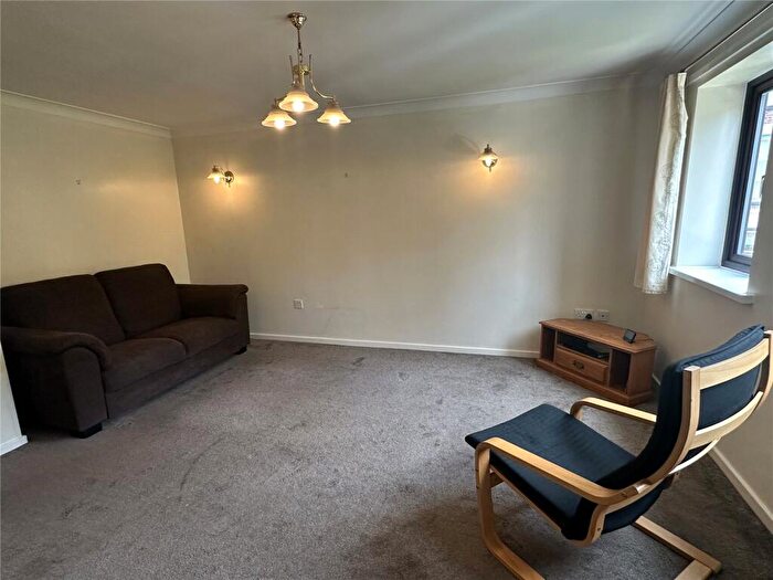 2 Bedroom Apartment To Rent In Bellcroft, Birmingham, B16