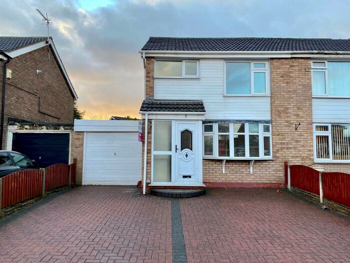 3 Bedroom Semi-Detached House To Rent In Ince Lane, Elton, Chester, CH2