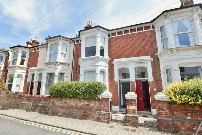 2 Bedroom Apartment To Rent In Pelham Road, Southsea Unfurnished, PO5