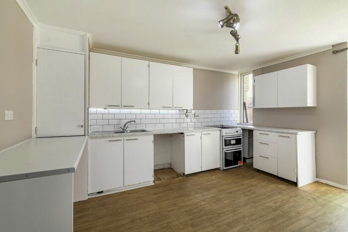 3 Bedroom Terraced House To Rent In Malthus Path, London, SE28
