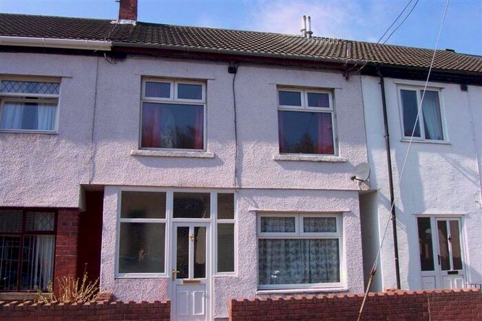 3 Bedroom Property To Rent In Graig View, Ynysddu, Newport, NP11