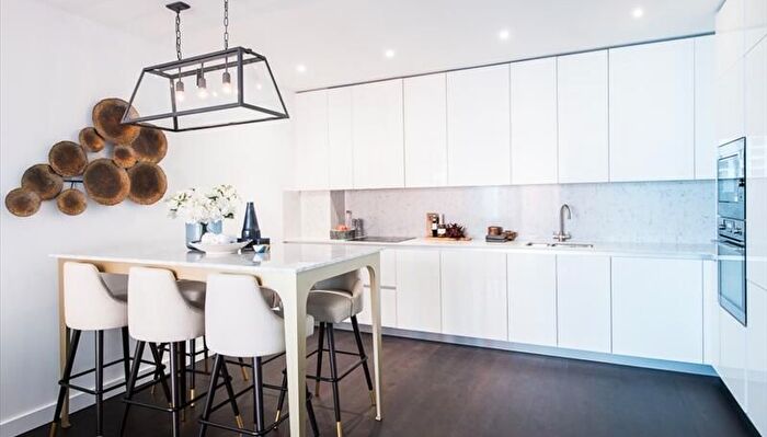 3 Bedroom Flat To Rent In Charles Clowes Walk, London, SW11