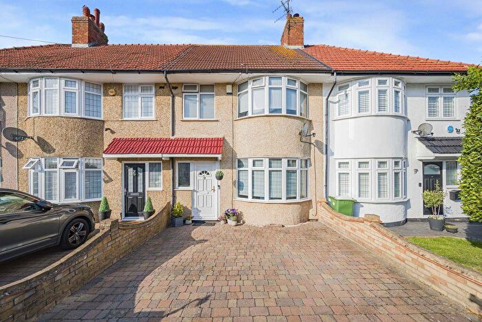 3 Bedroom Terraced House For Sale In Merrilees Road, Sidcup, DA15