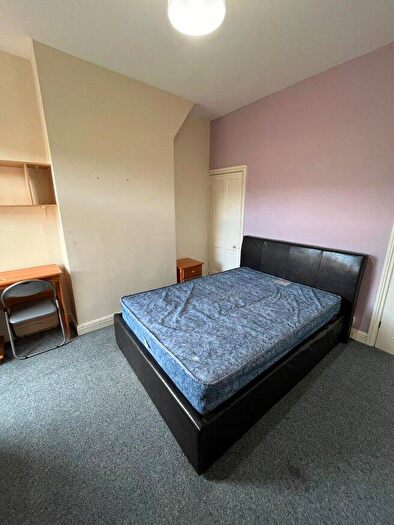 2 Bedroom Flat To Rent In Thornton Road, ST4
