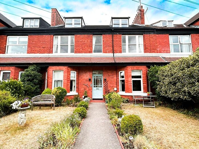 4 Bedroom Maisonette To Rent In Cable Road, Wirral, CH47
