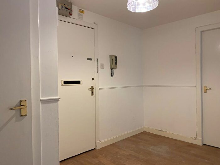 1 Bedroom Flat To Rent In Seagate, Dundee, DD1