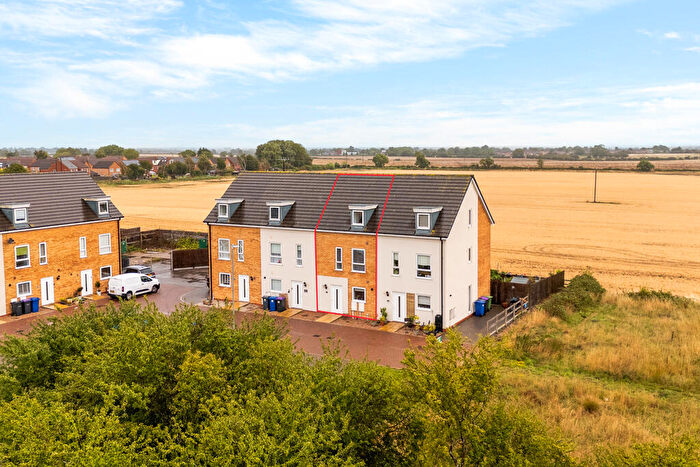 4 Bedroom Terraced House For Sale In Wesley Road, Cherry Willingham, Lincoln, Lincolnshire, LN3